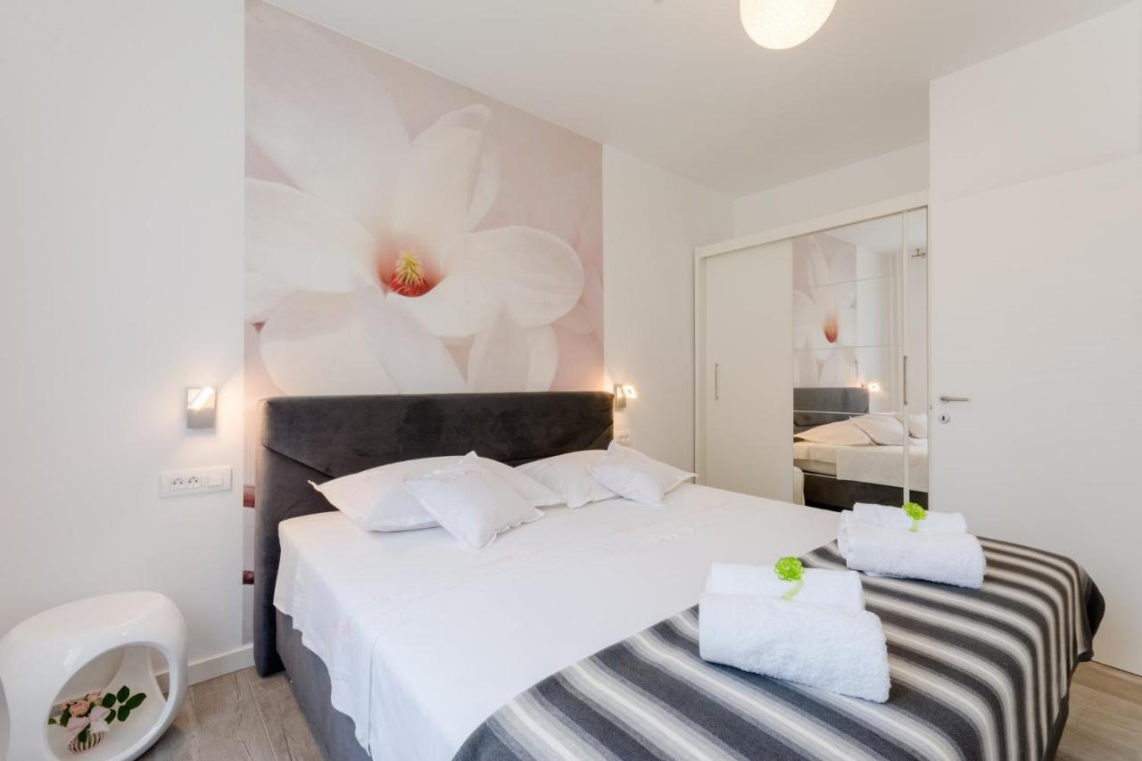 Apartments Niro Split Eksteriør billede